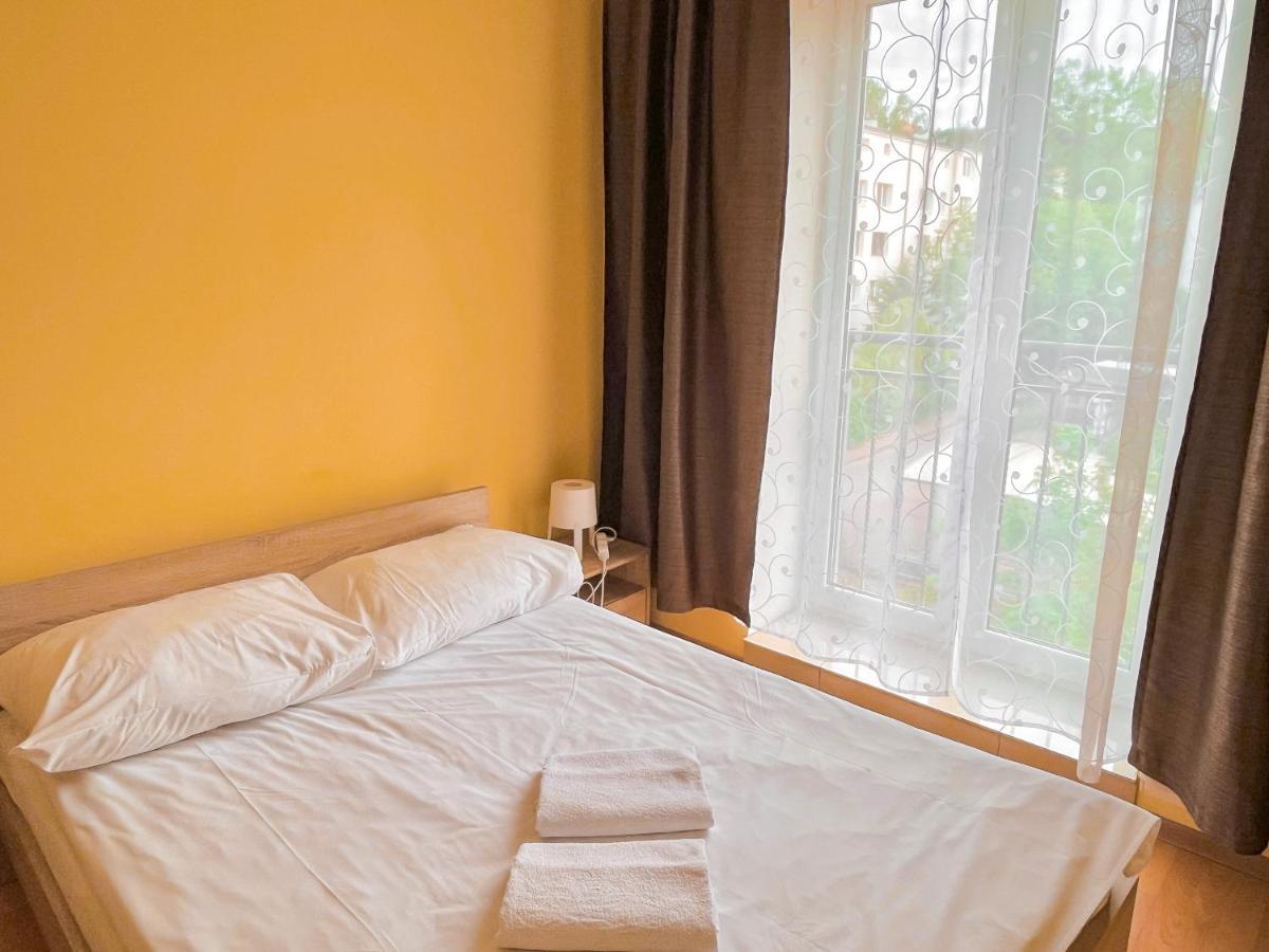 Hostel Dv Morski - Z Prywatnymi Lazienkami Gdynia Exterior foto