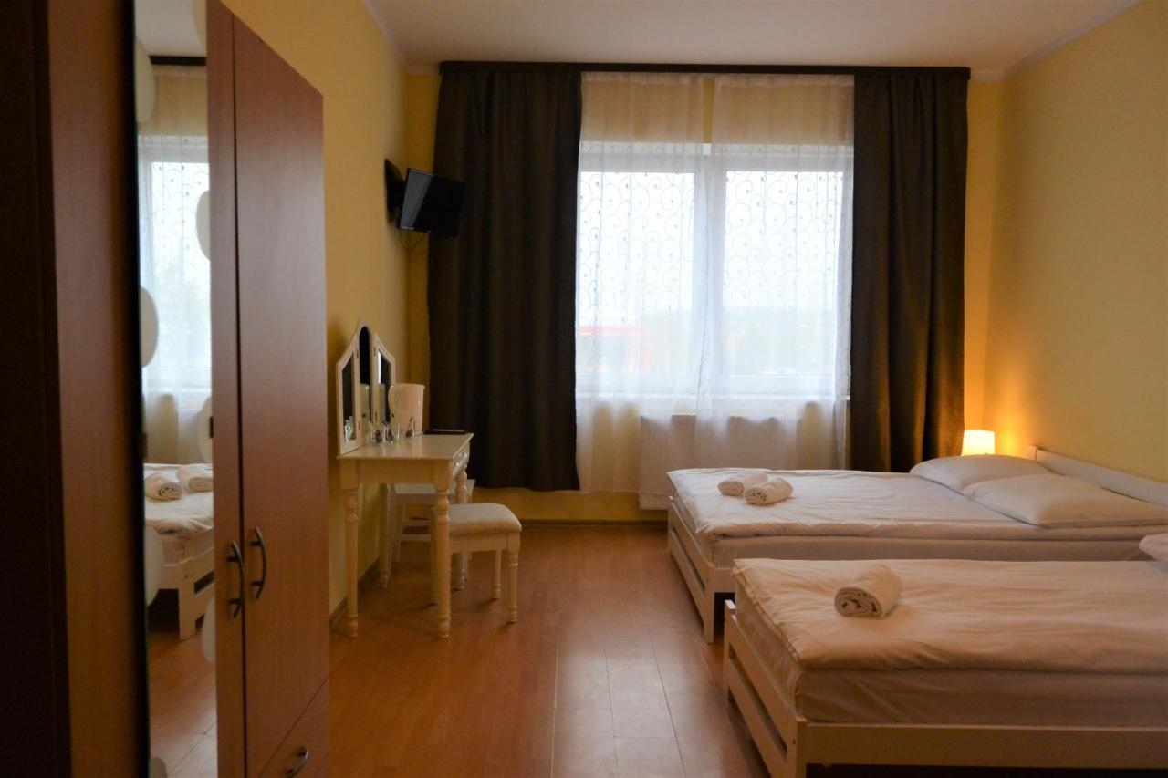 Hostel Dv Morski - Z Prywatnymi Lazienkami Gdynia Exterior foto